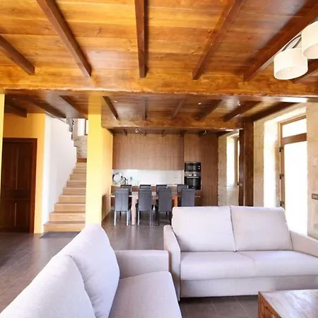 Casa Area Longa